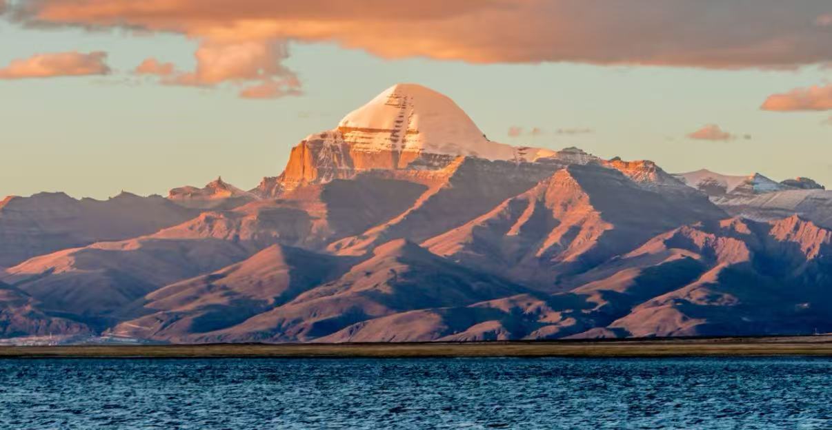 Buddhist Antiques That Carry Energy: Kailash Energy’s Sacred Line