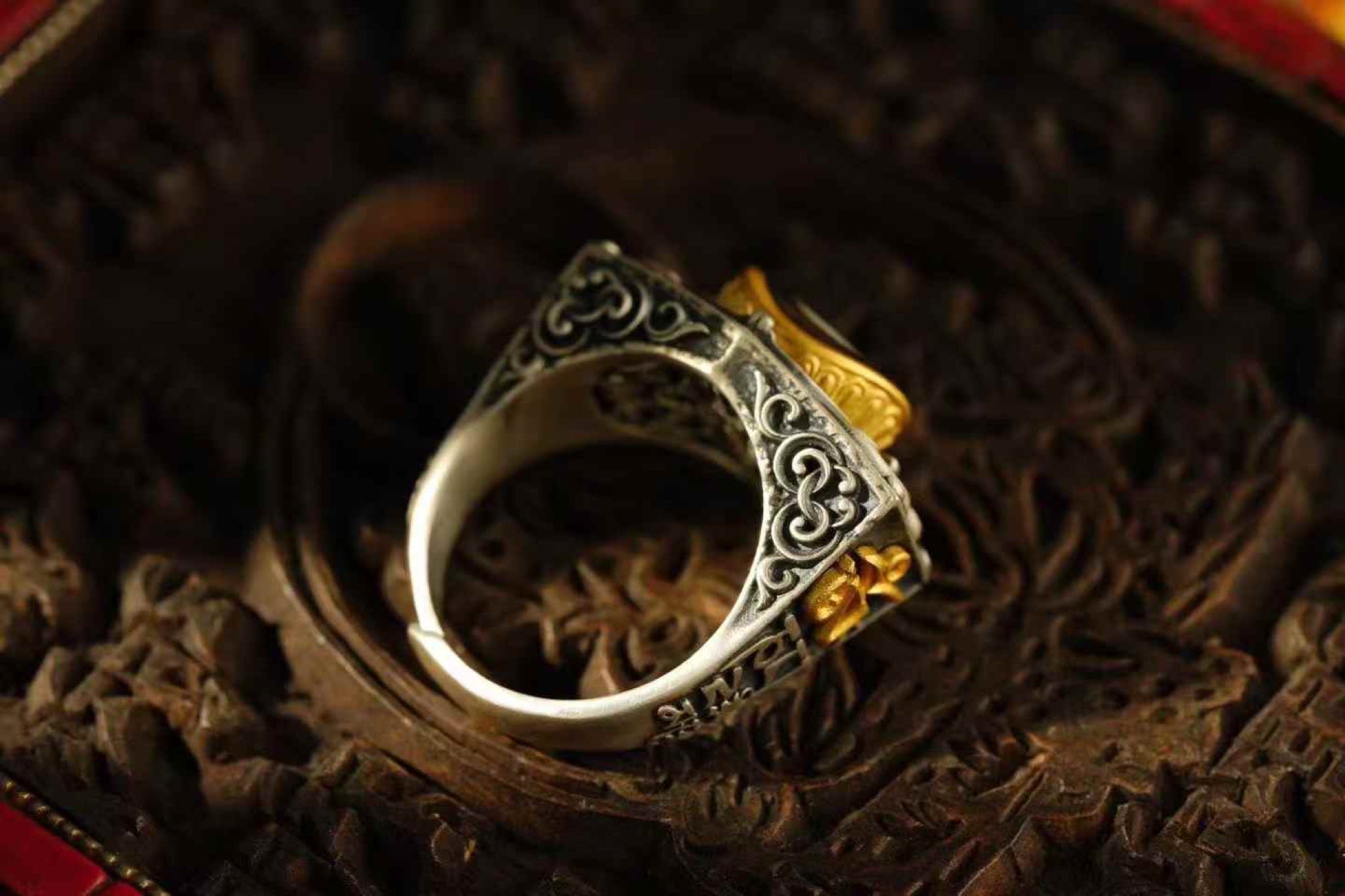 mantra-engraved dzi silver ring — detail view 2