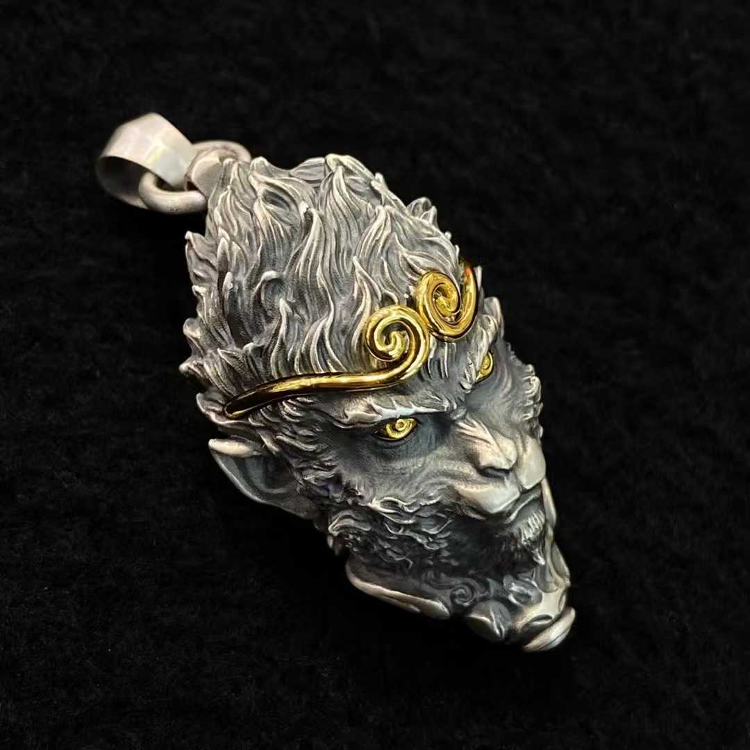 Copper pendant — detail view 4