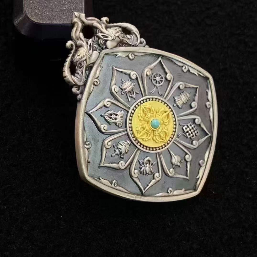 S925 Silver pendant — detail view 4