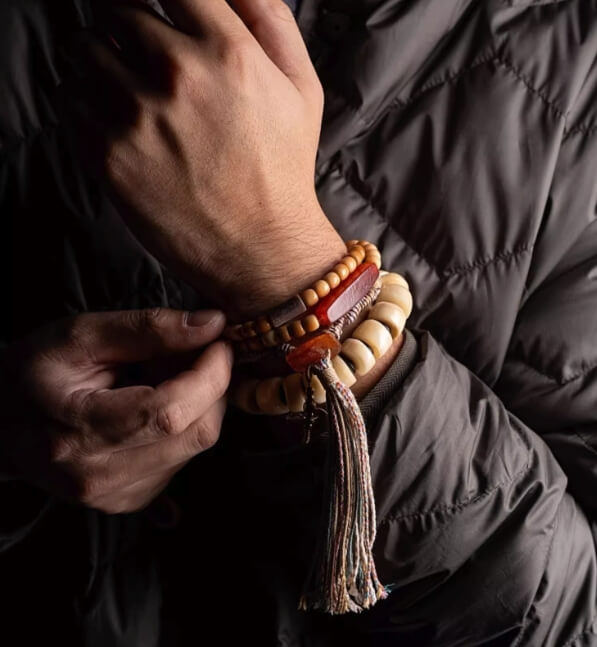 Bodhi Seed bracelet — detail view 4
