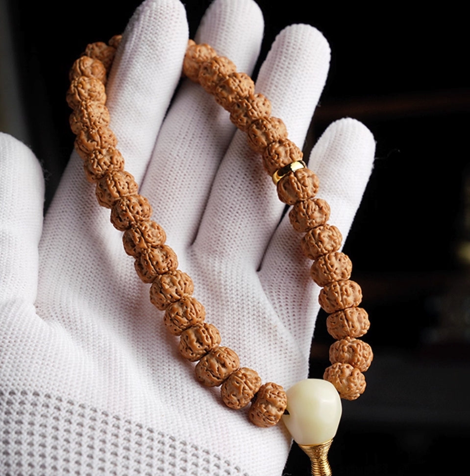 Natural Seed bracelet — detail view 5
