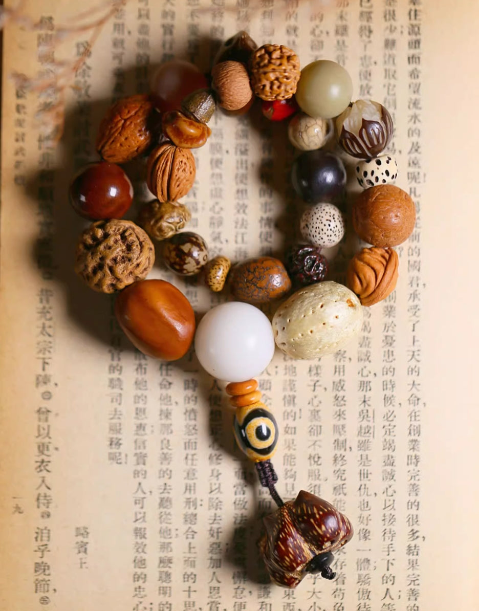 Rudraksha bracelet — detail view 4