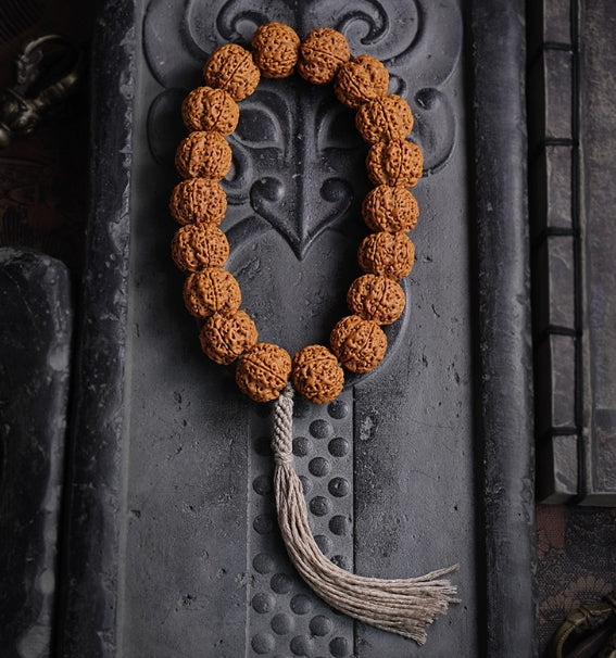 Five-Petal Rudraksha Bracelet – 18-Bead, Natural Seeds, For Good Fortune & Vitality — handmade Tibetan bracelet