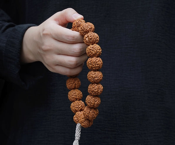 Natural Seed bracelet — detail view 3