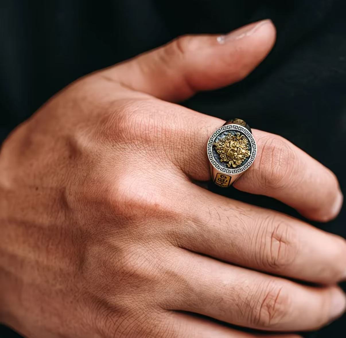 S925 Sterling Silver ring — detail view 3