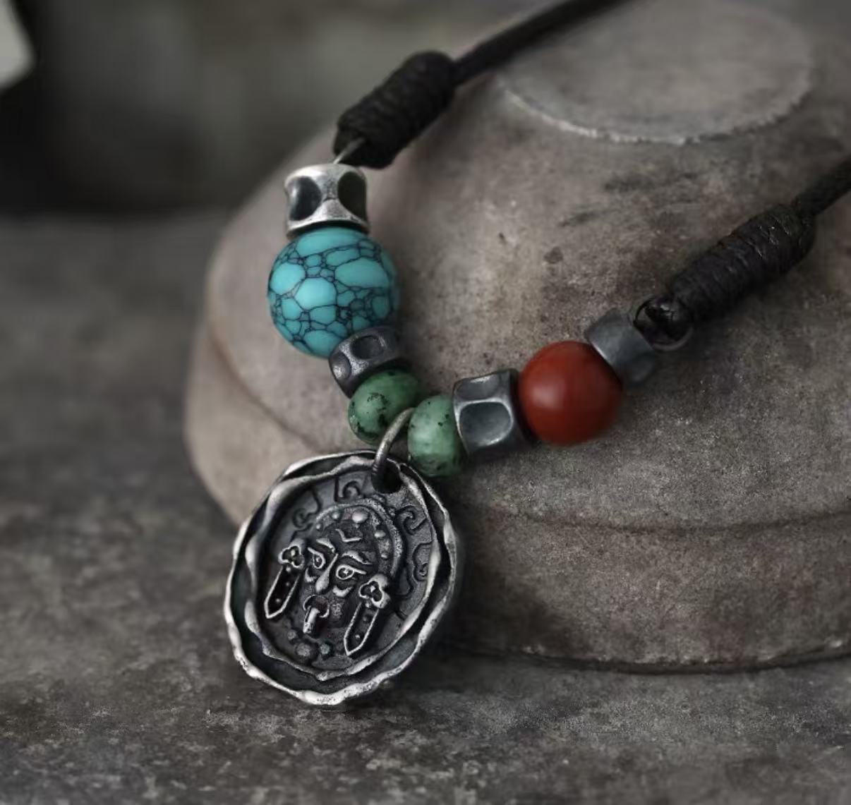 Turquoise necklace — detail view 2