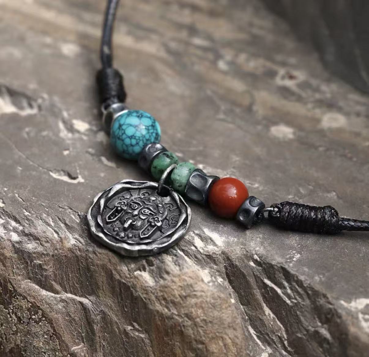 Turquoise necklace — detail view 4