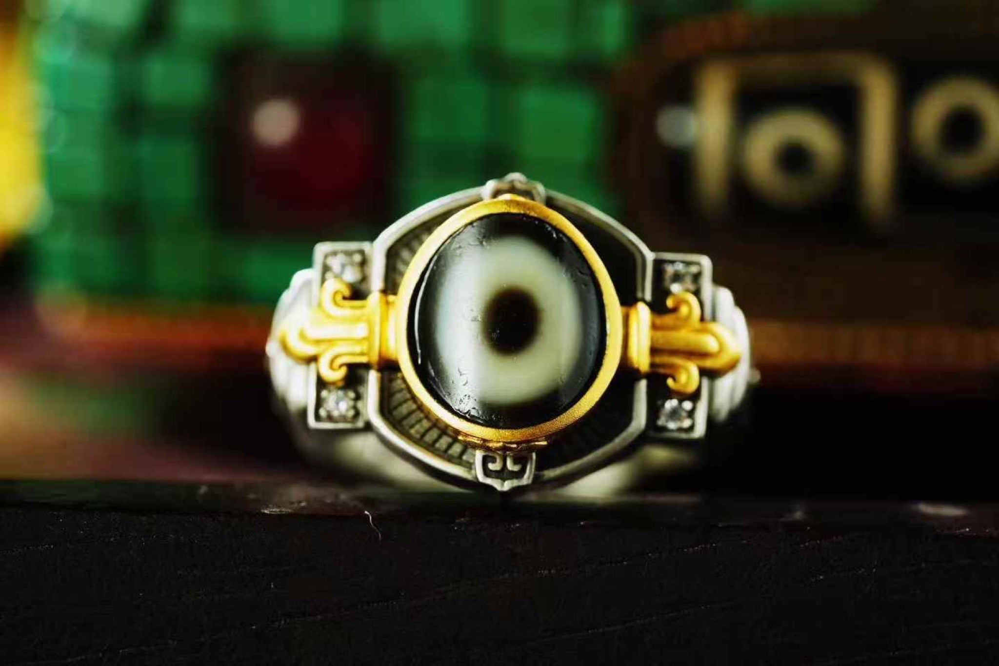 Vajra Claw Dzi Ring — Aged Agate Eye, Adjustable S925 Silver — front view