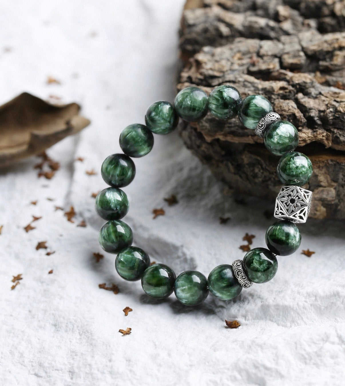 Tibetan Realm · Smooth Fortune Protective Beaded Bracelet