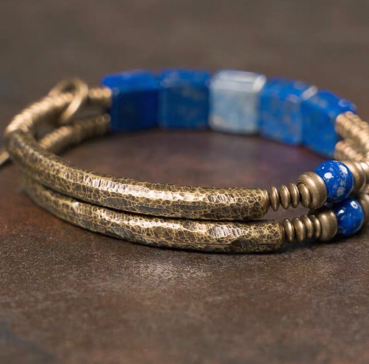Square-Stone Lapis Lazuli · Vintage Guardian Bracelet