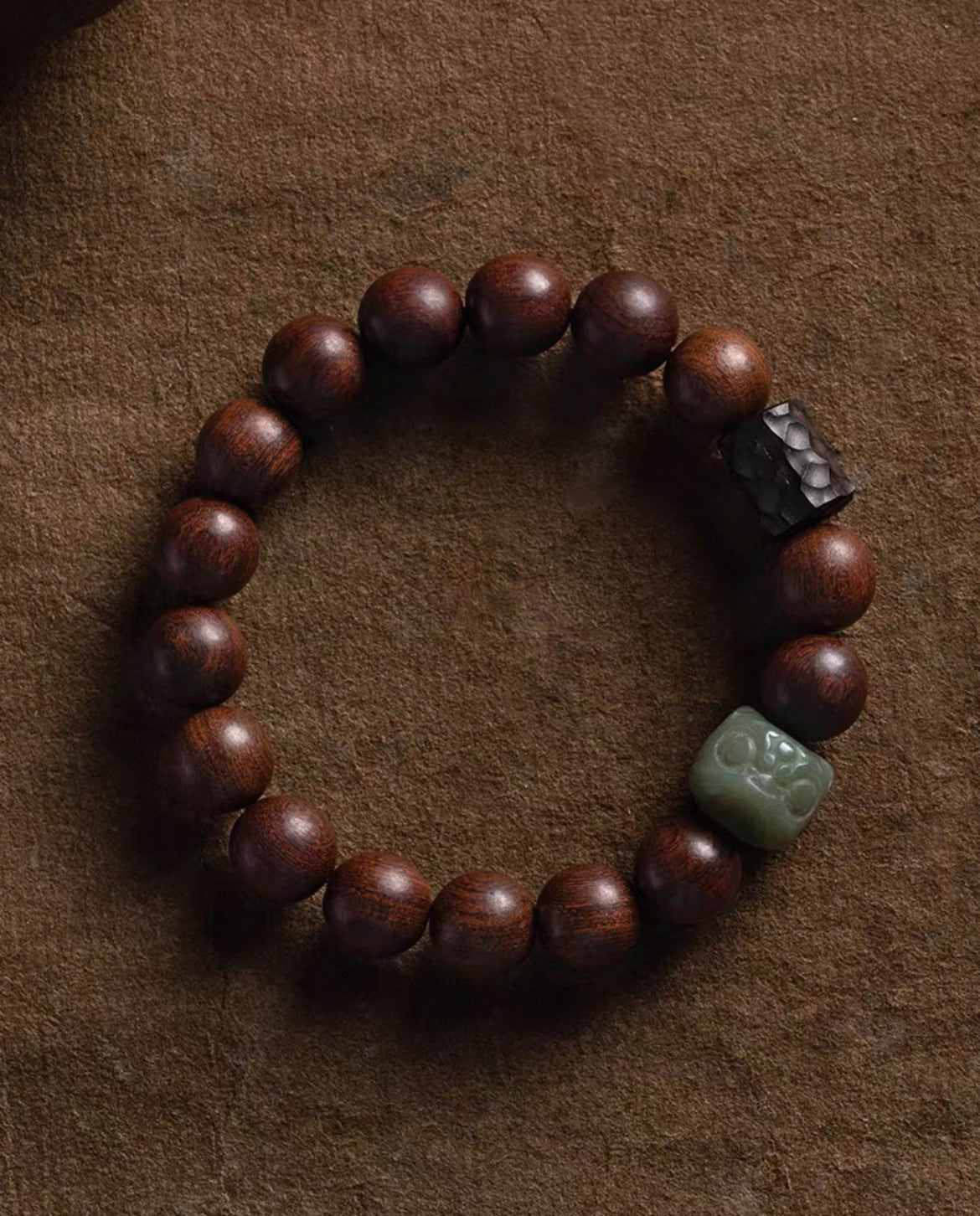 Auspicious Lion & Sandalwood Shadow Bracelet