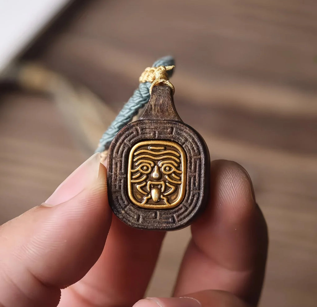 Zhalilhamu Fortune Charm Wooden Pendant Chain