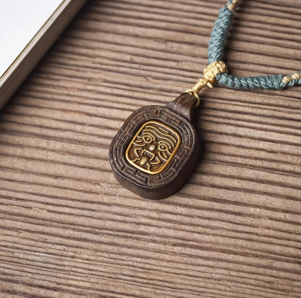 Zhalilhamu Fortune Charm Wooden Pendant Chain