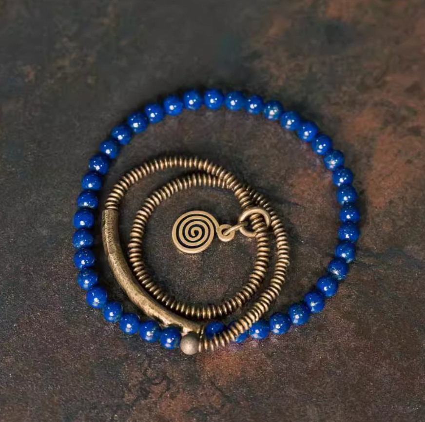 Lapis Lazuli bracelet — detail view 2
