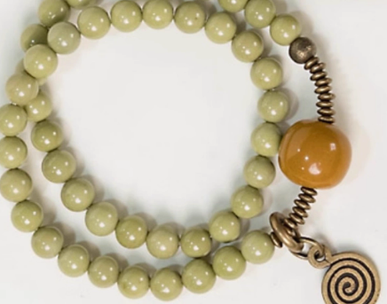 Agate bracelet — detail view 2