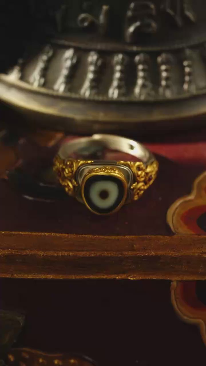 gilt dzi silver ring — video